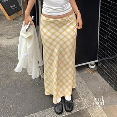 Klaudia Plaid Fishtail Midi Skirt