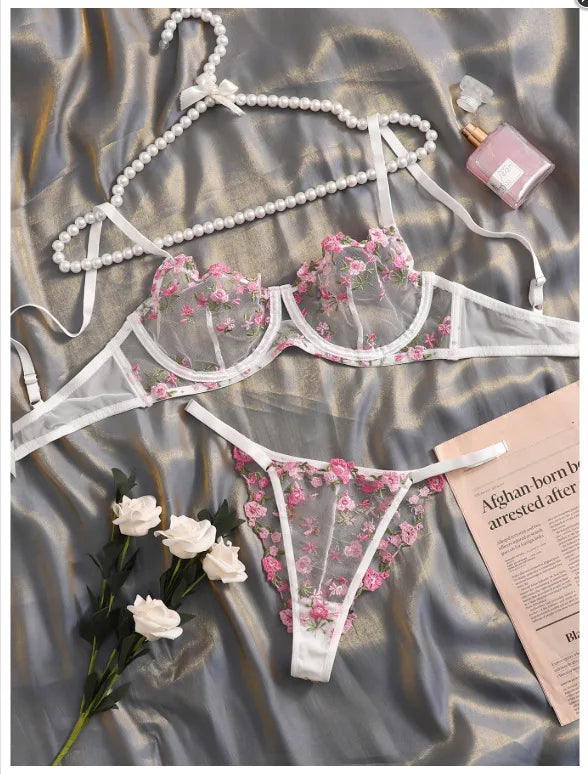 Full Lingerie Bras and Underwear Lady on Offer Lingeries Sets Outfit Bra and Thongs to Set
