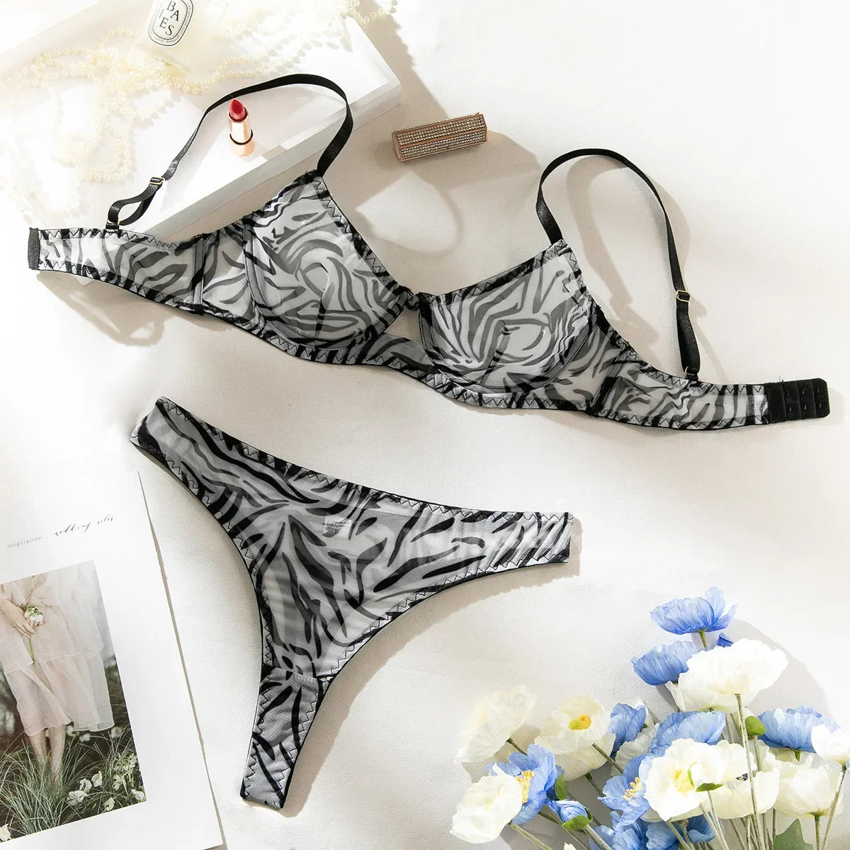 Toucheart 2-Piece Leopard Print Lingerie Set Bra Lingerie Thin Mesh Print See-Through Set