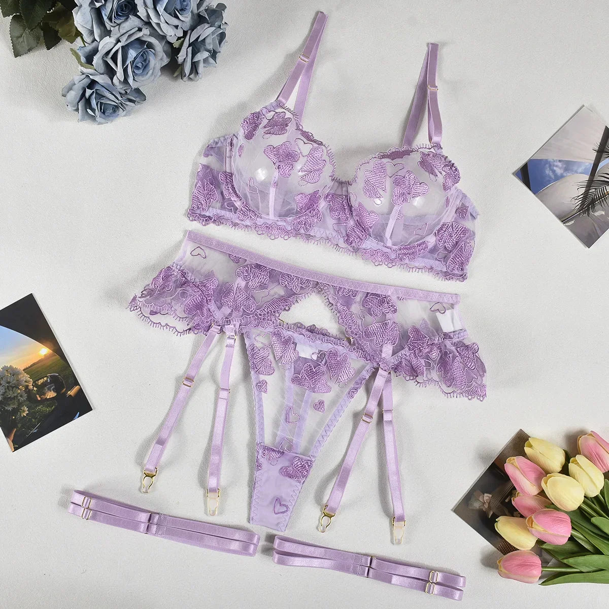 Toucheart 4 Piece Set Embroidery Underwear Set Solid Color Mesh See-through Lace Garters Underwear Set