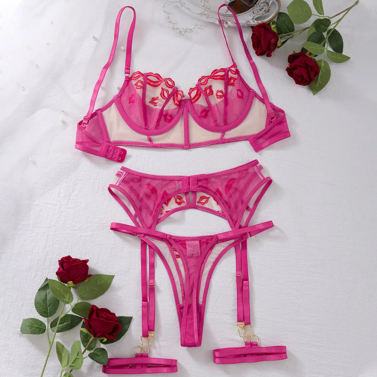Toucheart 4PCS Embroidery Red Lips Underwear Garters See-through Lace Plunge Slim Steel Ring Underwear Set