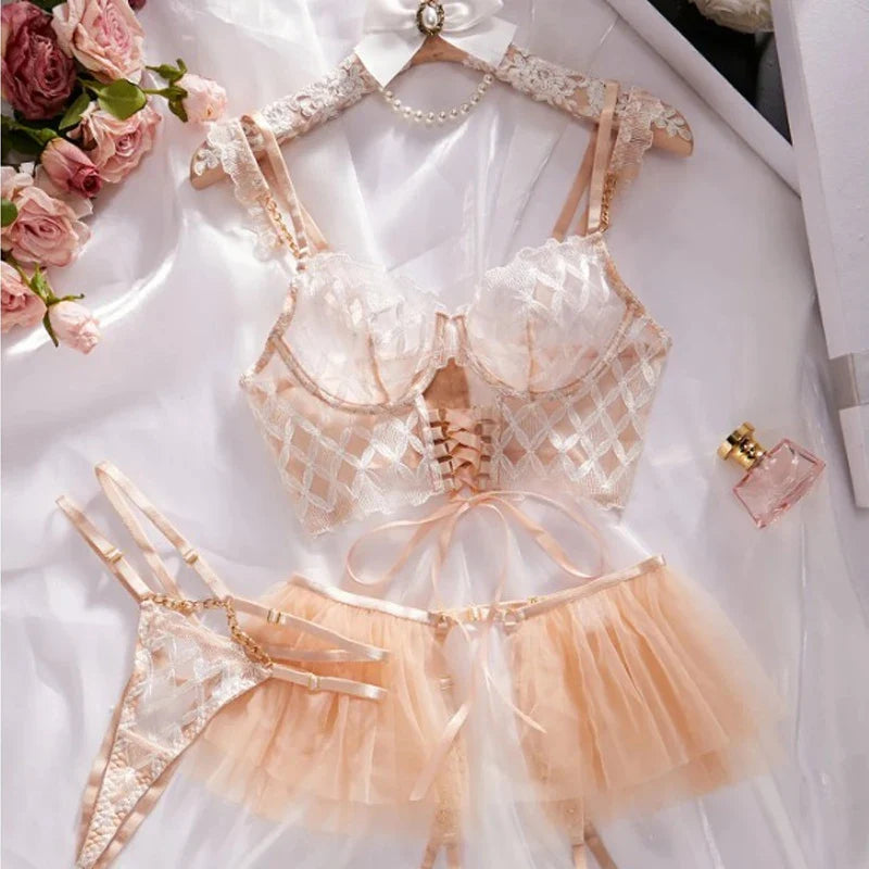 Toucheart Diamond Embroidery Strappy Mesh Tutu Skirt Lingerie Set Push Up Bra Girl Underwear Luxury Support Underwear