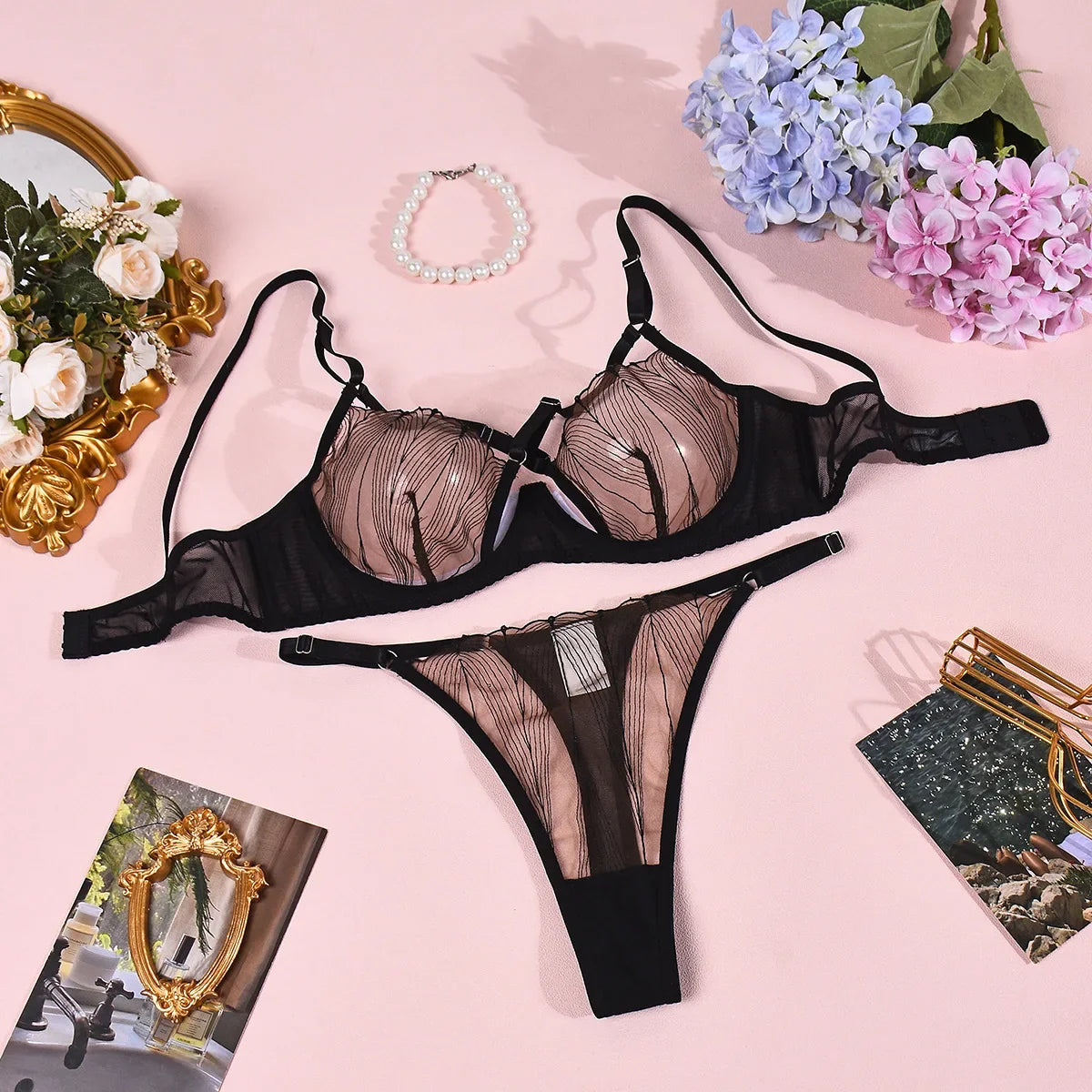 Toucheart Erotic Lingerie Cross-strap Beauty Lace Bra Large Breasts Tolook Smaller and Prevent Sagging Delicateunderwear Set