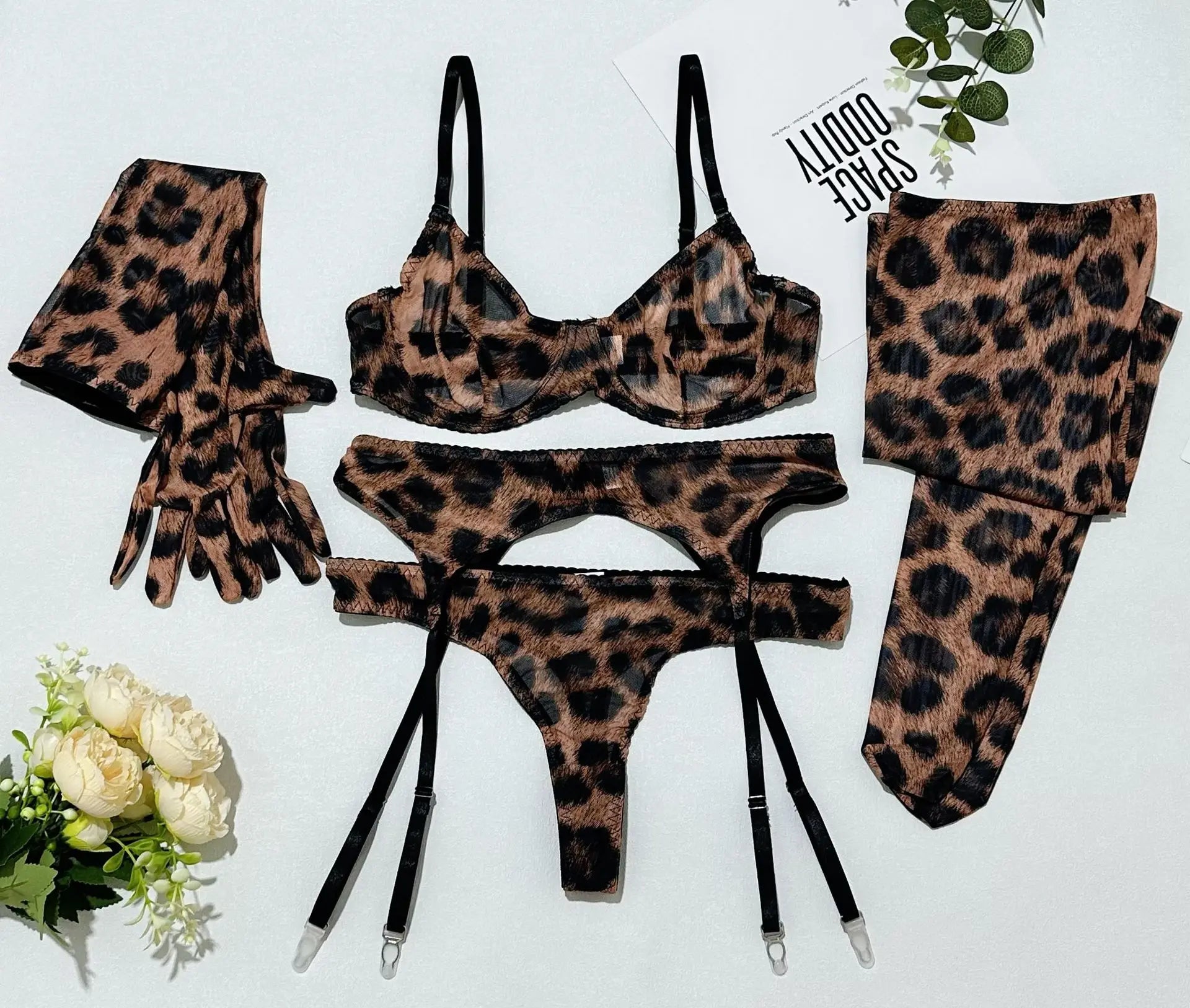 Toucheart Erotic Lingerie Leopard Print 5-piece Set with Gloves and Stockings Tie-dye Printed Lingerie Suit