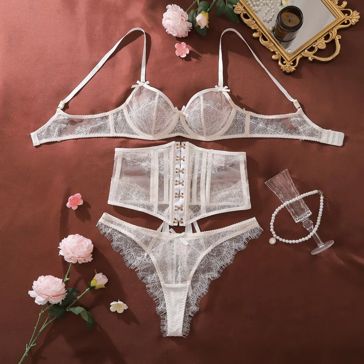 Toucheart Erotic Lingerie French Style Lace Suspender See-through Thin Pure Desire Underwear Set