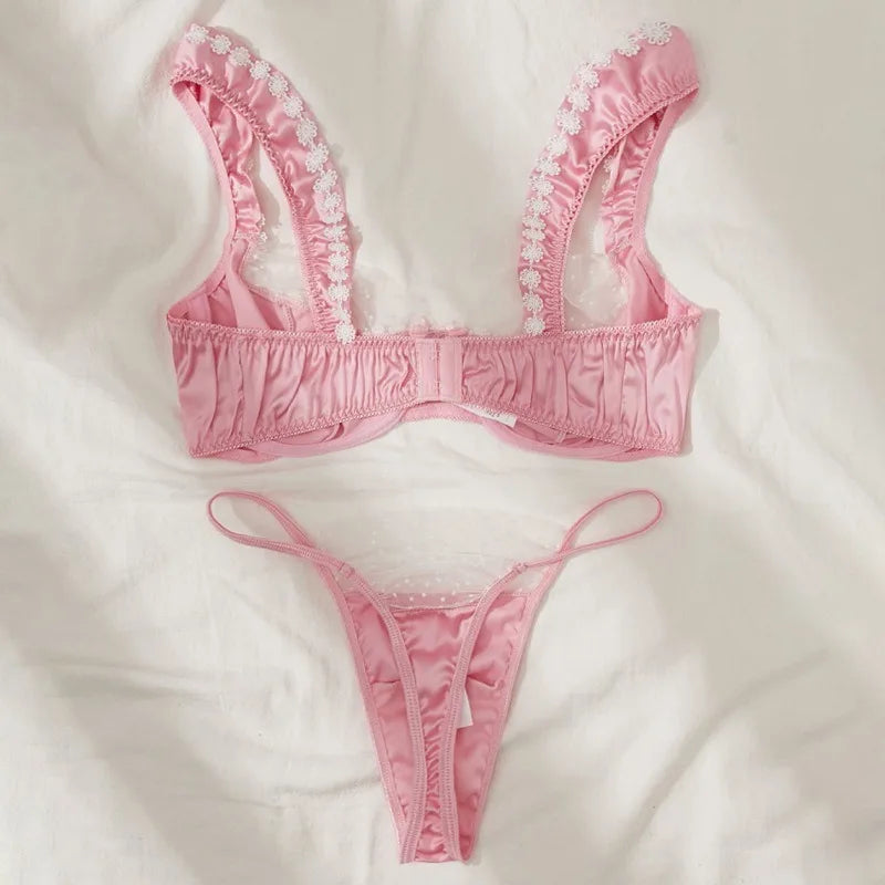 Toucheart Erotic Lingerie Panty 2PCS Lace Floral Delicate Three Point Type Pure Desire Bra Set
