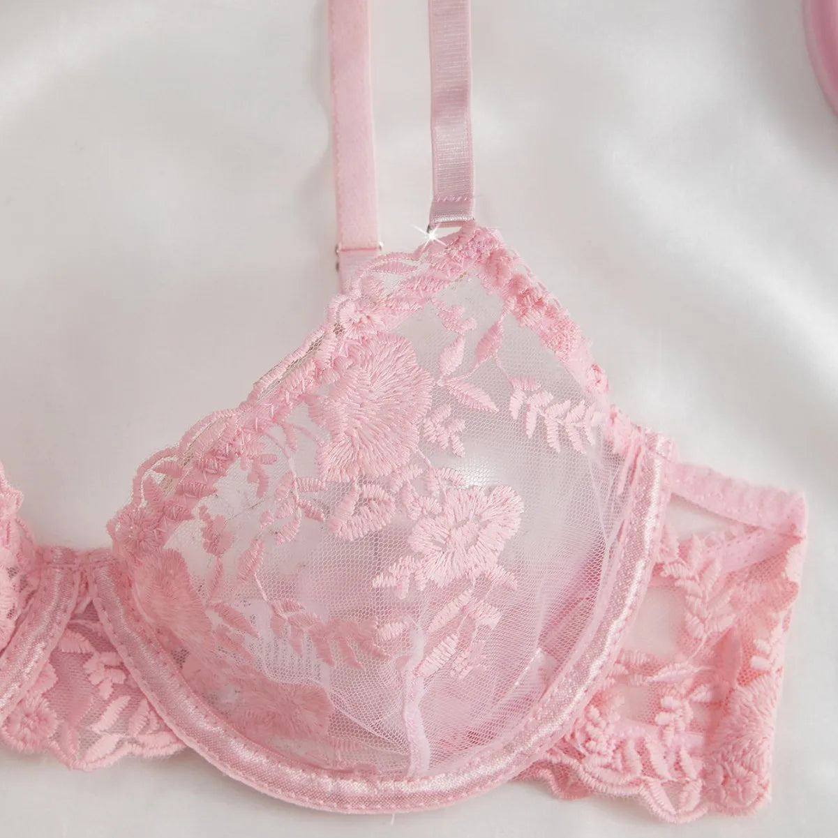 Toucheart Erotic Lingerie Panty 2PCS Mesh Floral Embroidery Pure Desire See-through Intimate Bra Set