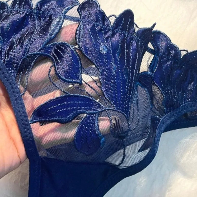 Toucheart Erotic Lingerie Panty 2PCS with Steel Ring Lace See-through Elegant Pure Desire Bra Set