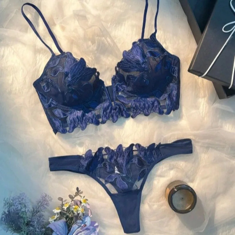 Toucheart Erotic Lingerie Panty 2PCS with Steel Ring Lace See-through Elegant Pure Desire Bra Set
