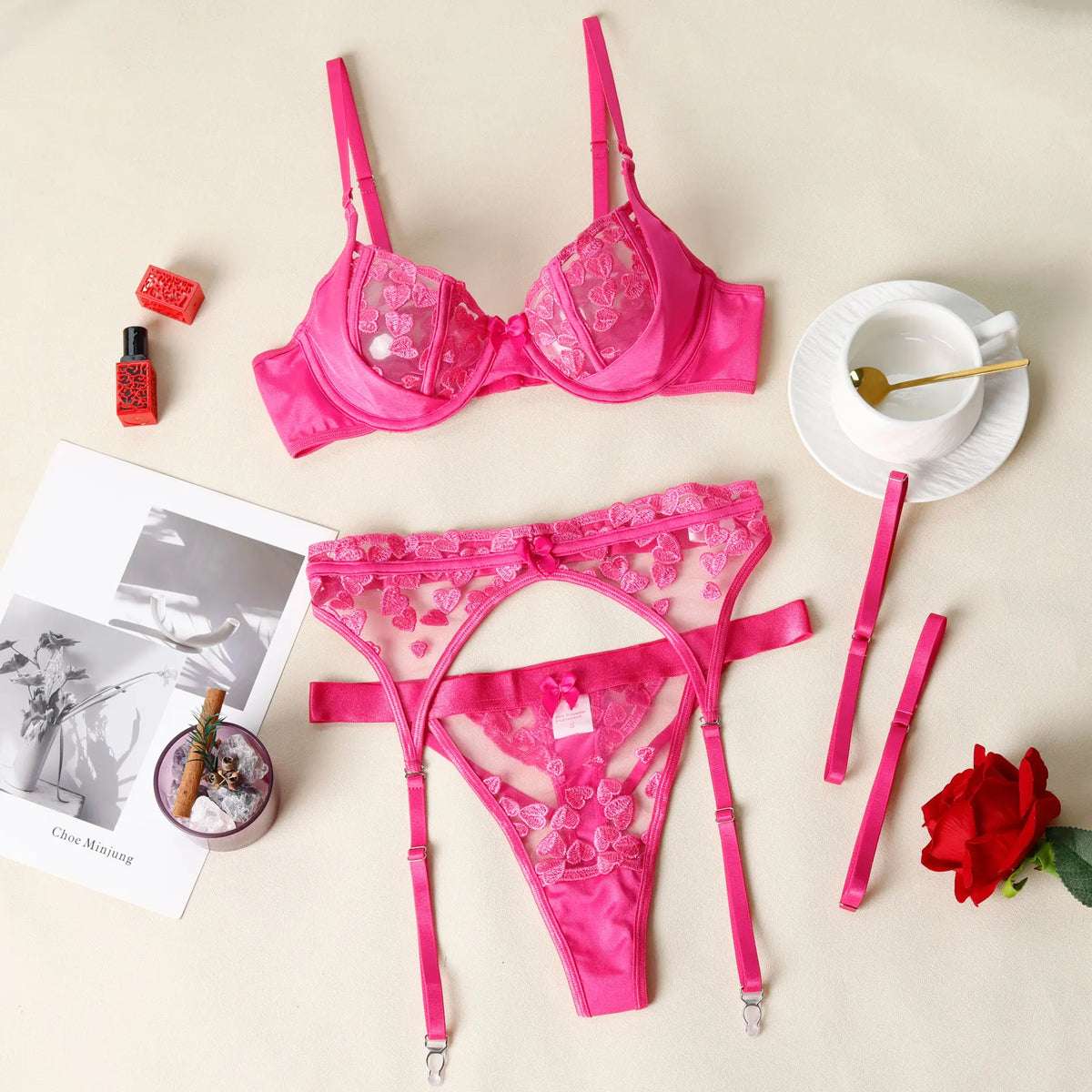 Toucheart Erotic Lingerie Rose Red Love Embroidery Mesh Underwear 3PCS See-through Garters with Bra Intimate Lace Set