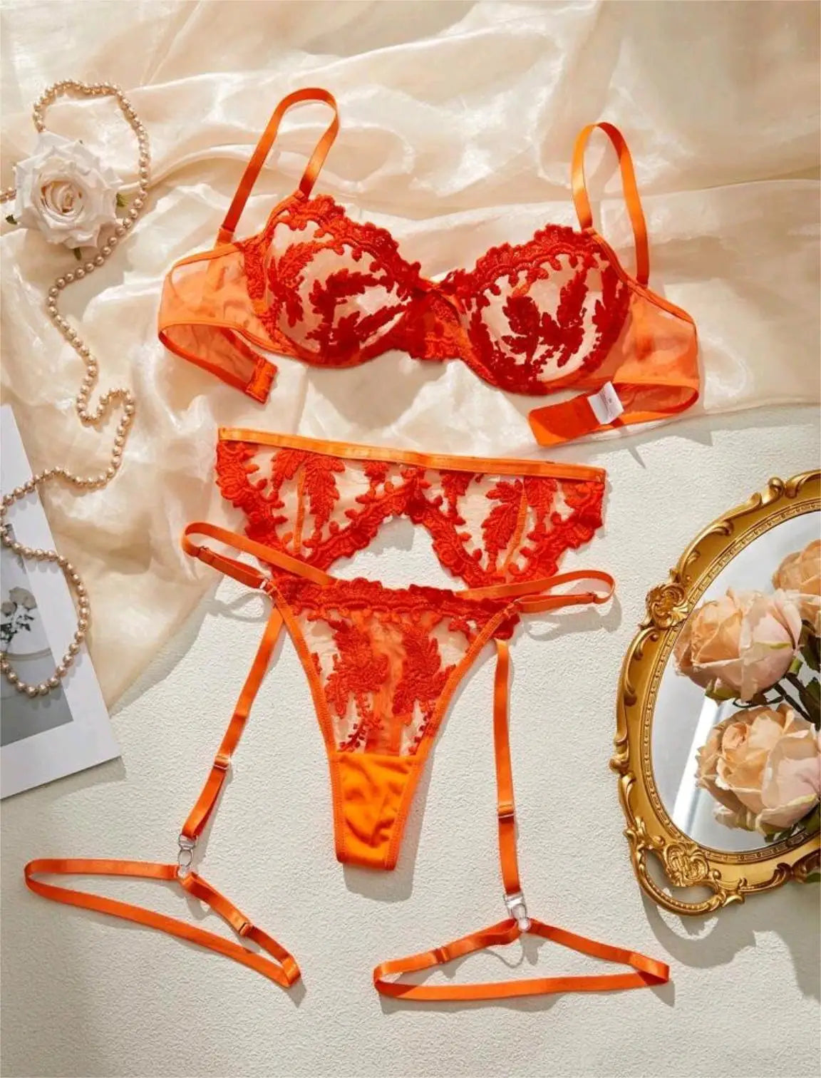 Toucheart Erotic Lingerie Soft Embroidered Transparent Mesh Elegant Intimate Pure Lust Comfortable Bra Set Forwomen