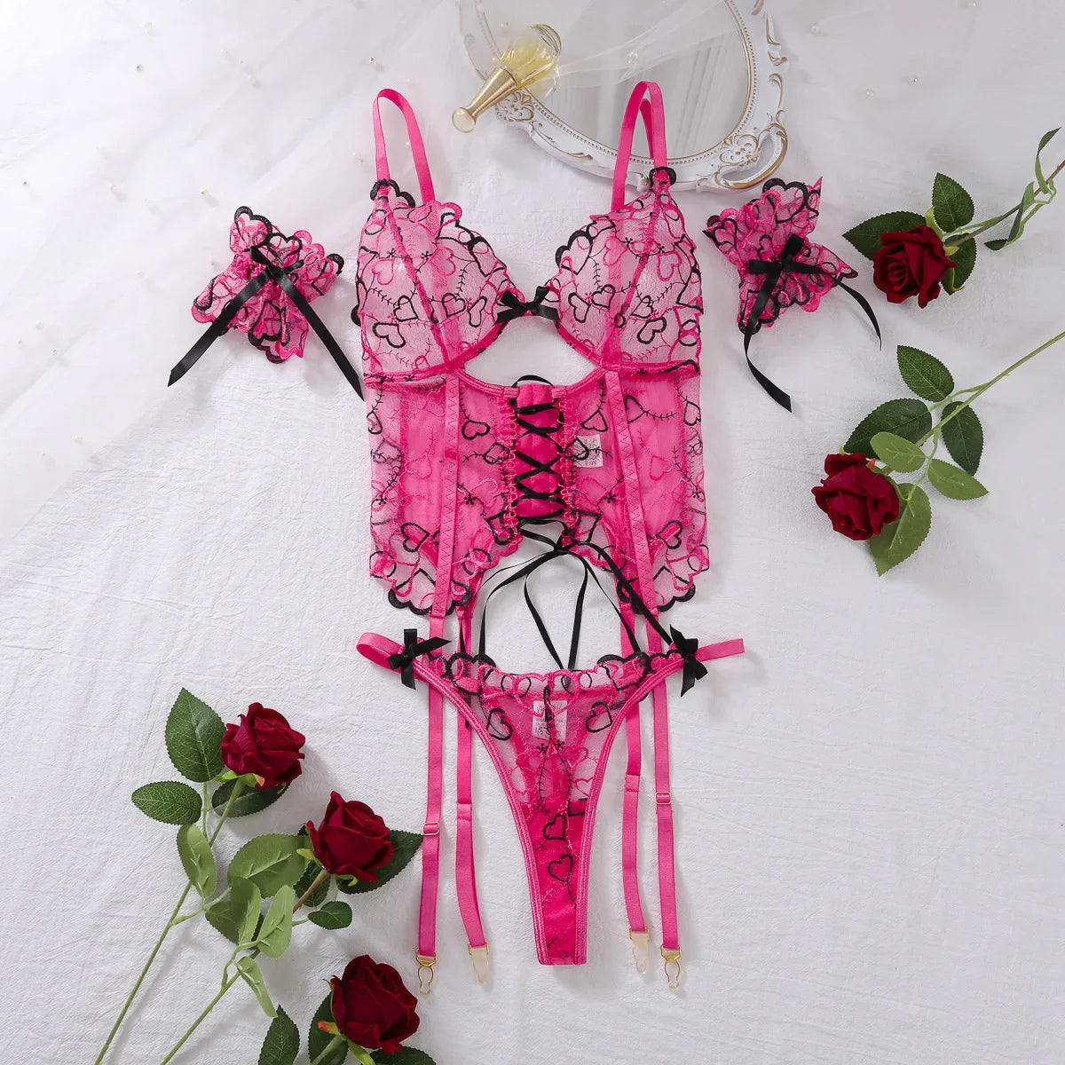 Toucheart Erotic Lingerie Thin Strappy Love Embroidered Shapewear Romantic Pure Desire Intimate Three-piece Set
