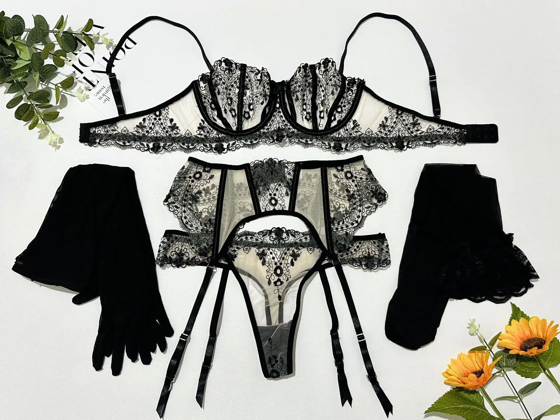 Toucheart Erotic Lingerie with Gloves Floral Embroidery See-through Lace Bodyshaping Pure Desire DelicateUnderwear