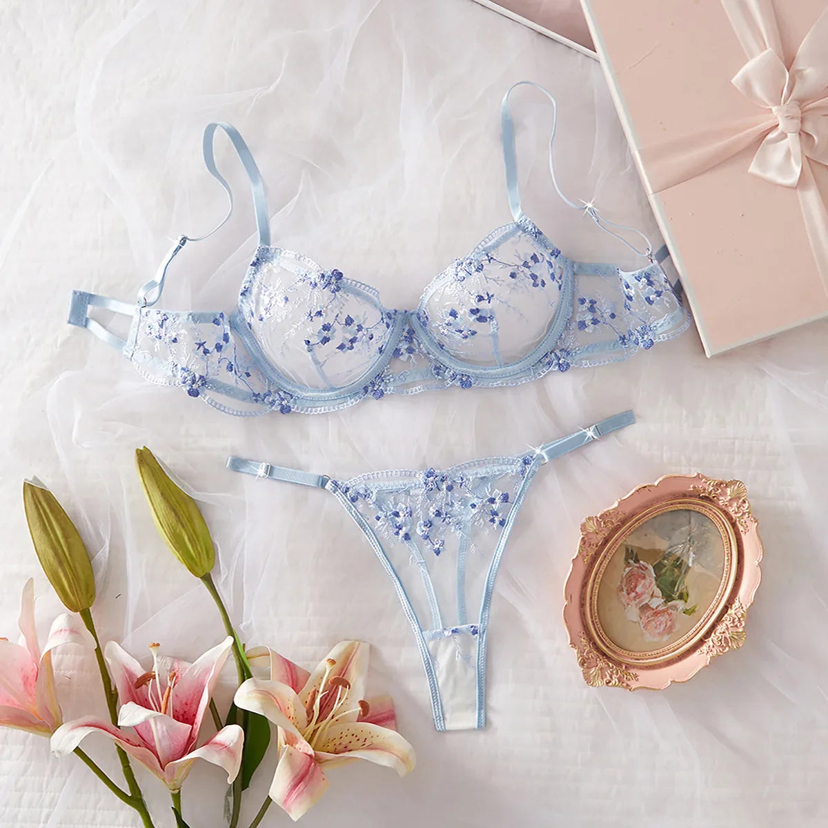 Toucheart Erotic Sling Lingerie Panty2PCS Embroidery Floral See-through Body Shaping Delicate Braset