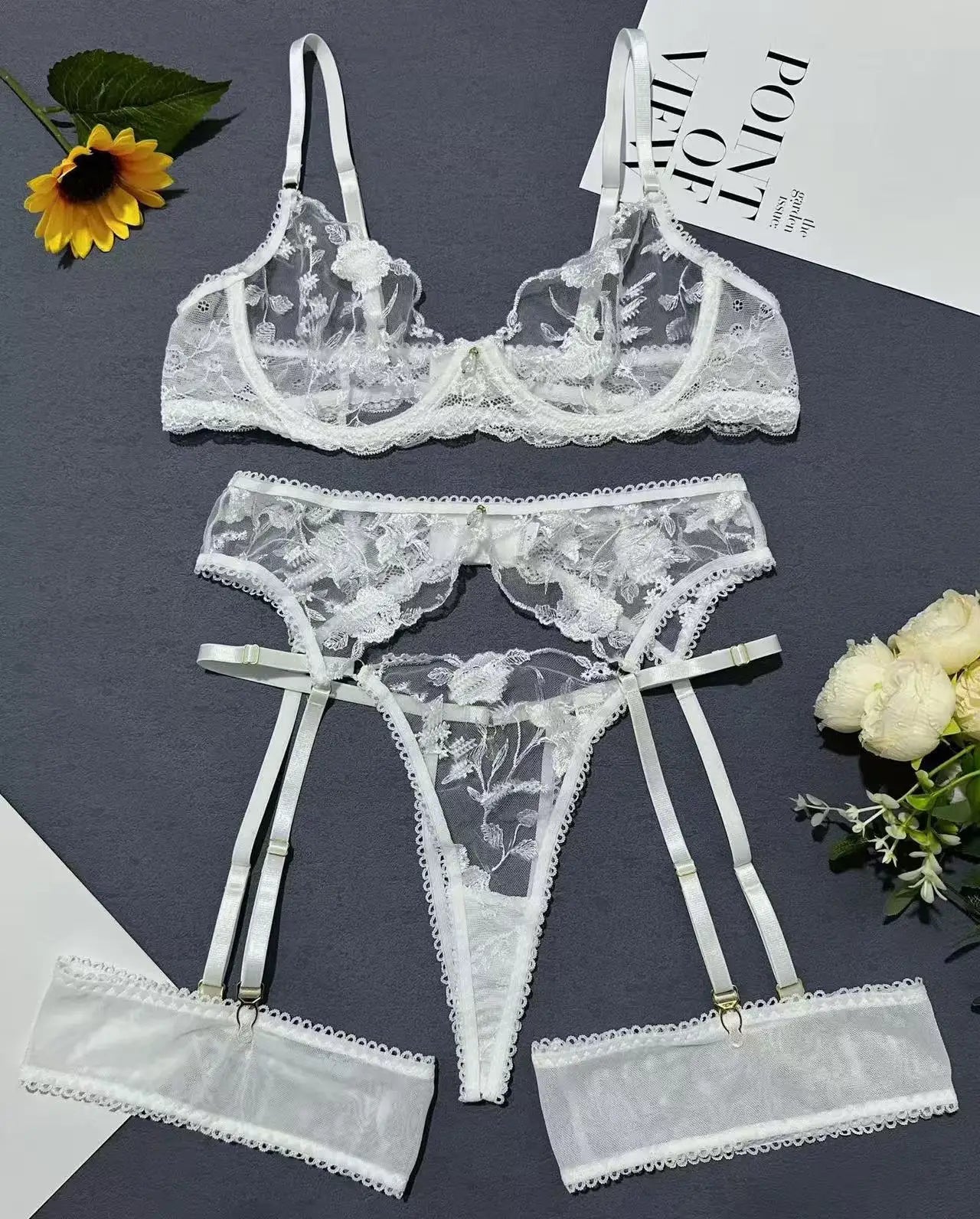 Toucheart Lingerie Mesh Embroidery Floral Slim Backless Romantic Intimate Set