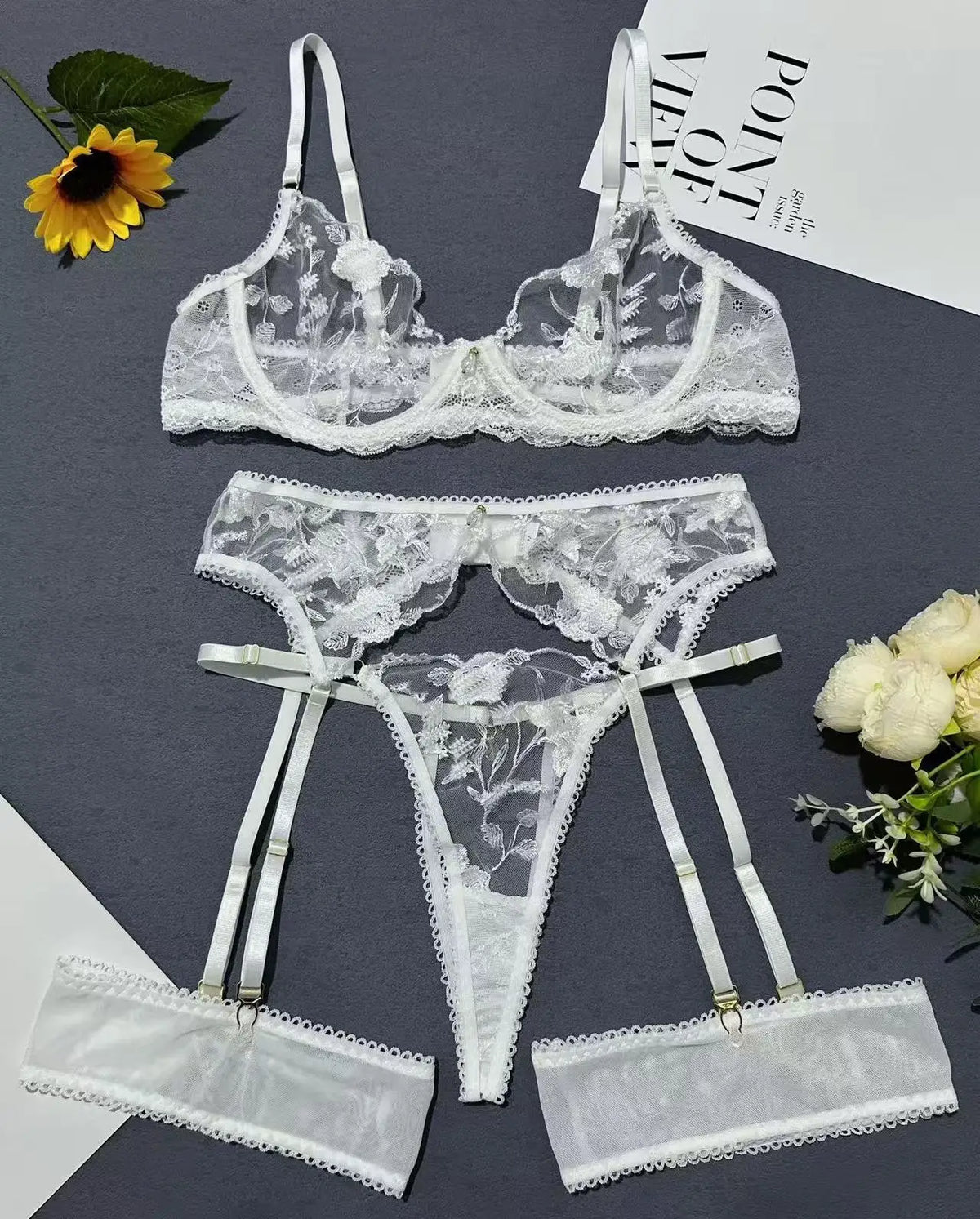 Toucheart Lingerie Mesh Embroidery Floral Slim Backless Romantic Intimate Set