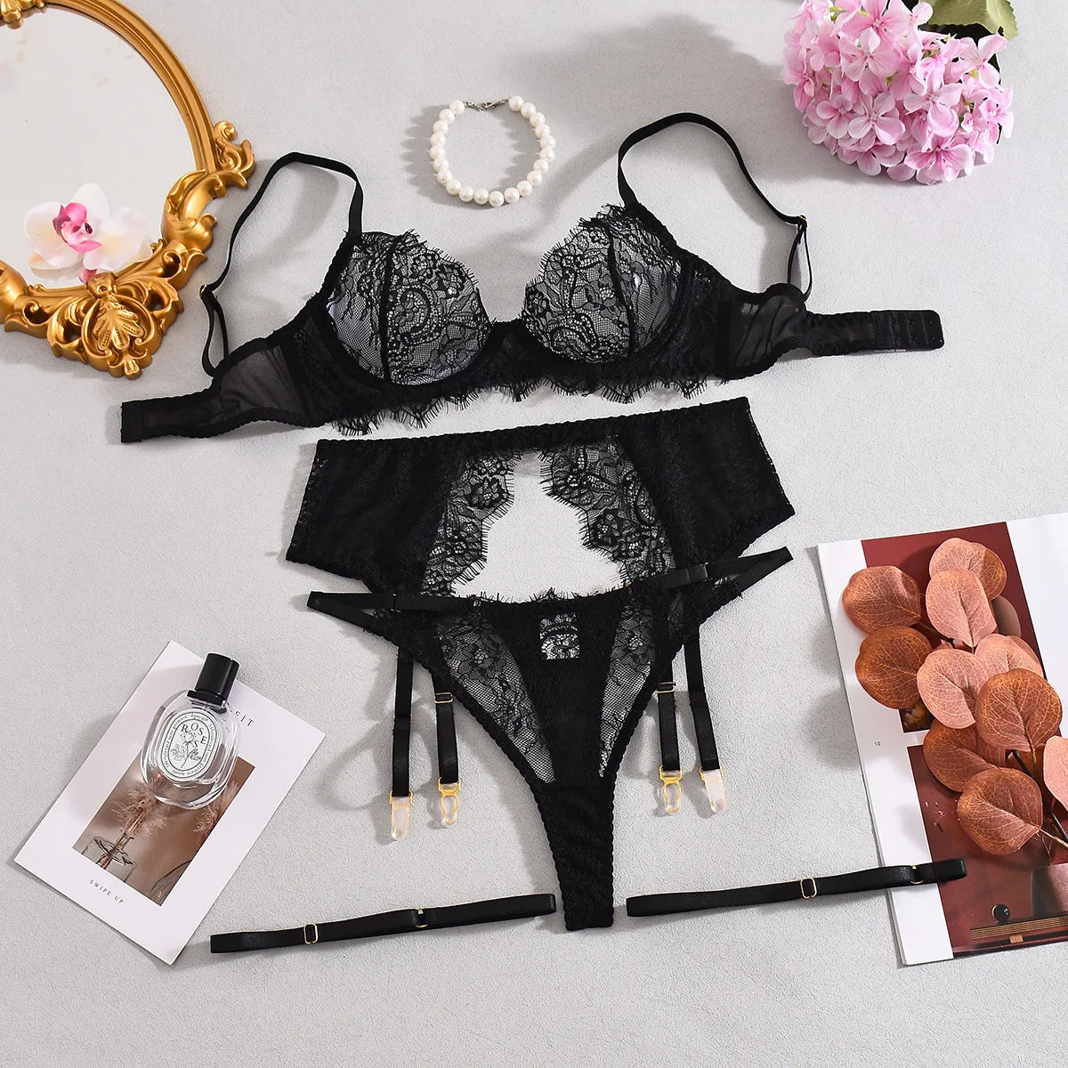 Toucheart Lace Embroidery Lingerie Panty Garters Leg Rings 4PCS See-through Slim Seductive