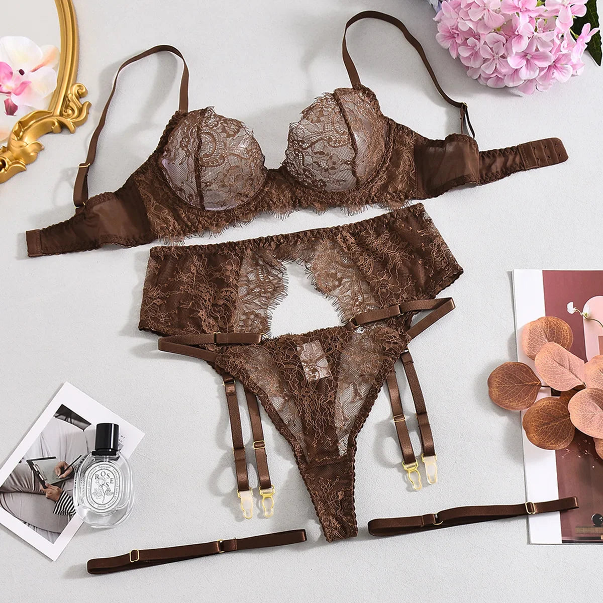 Toucheart Lace Embroidery Lingerie Panty Garters Leg Rings 4PCS See-through Slim Seductive