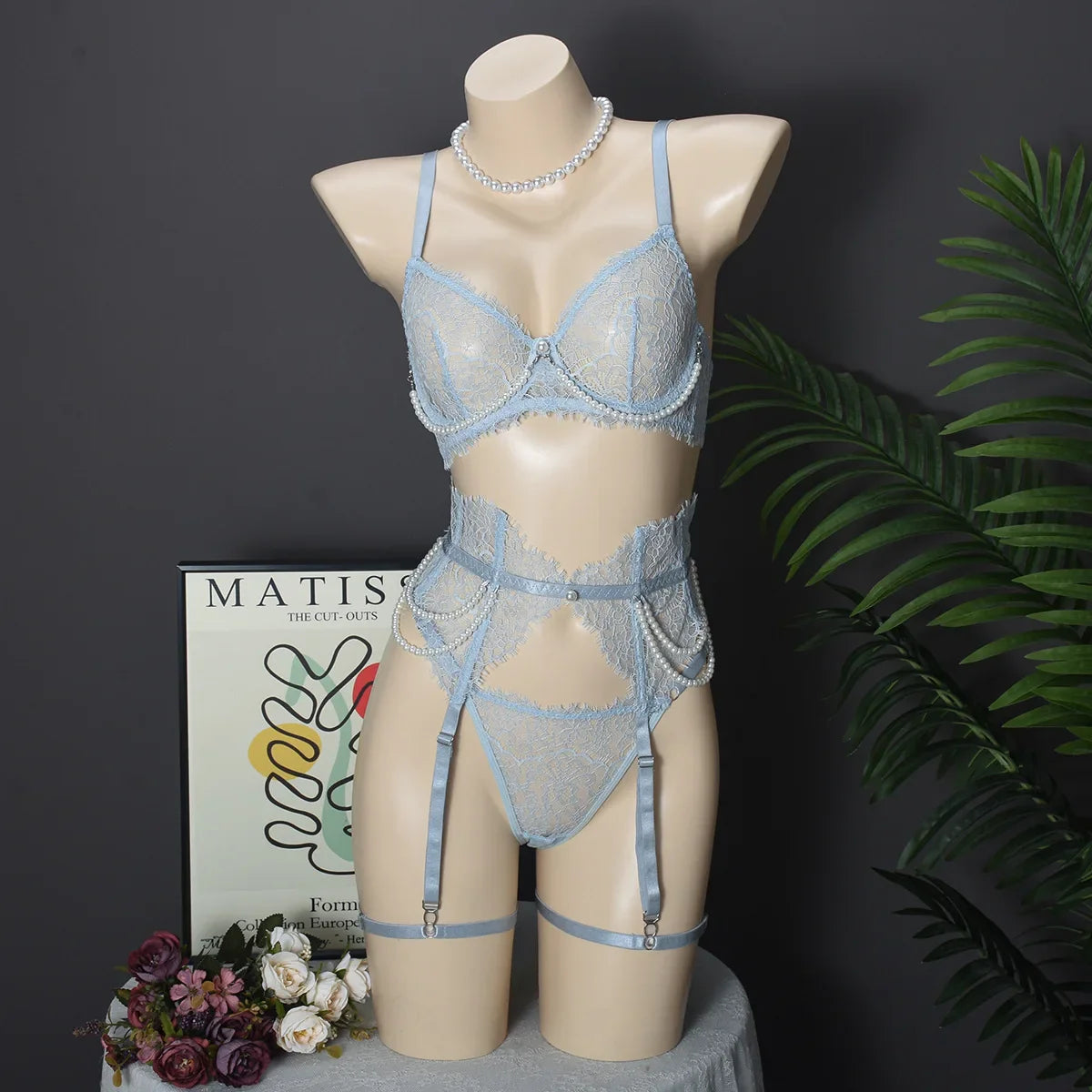Toucheart Lace Eyelash Lingerie Panty Garters See-through Embroidery Premium Romantic Set