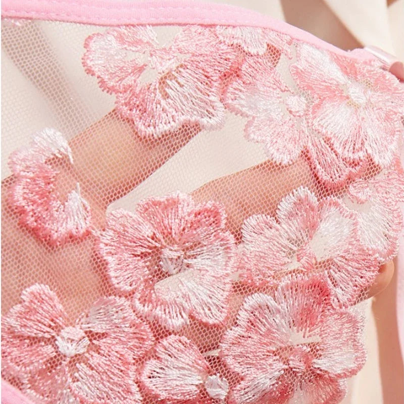 Toucheart Lace Floral Embroidery Underwear Fun Suit Pearl Chain Splicing Thin Mesh See-Through Lingerie Set