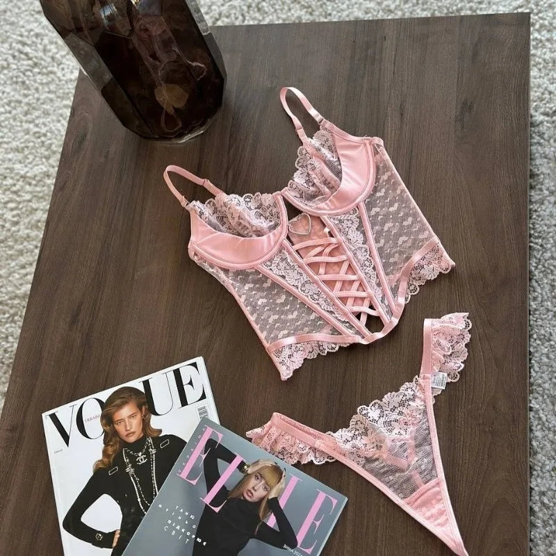 Toucheart Lace Floral Lingerie Panty Split Kit Hollowout Love See-through Cross Bandage  Romanticset