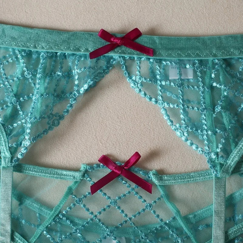 Toucheart Lingeries Embroidered Bra Steel Support Perspective Lingerie Set Underwear Set