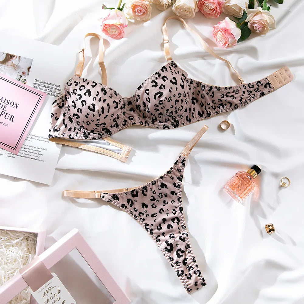 Toucheart Underwear Set Printed Leopard Printed Steel Wire Bra Set High Quality Lingerie Suit