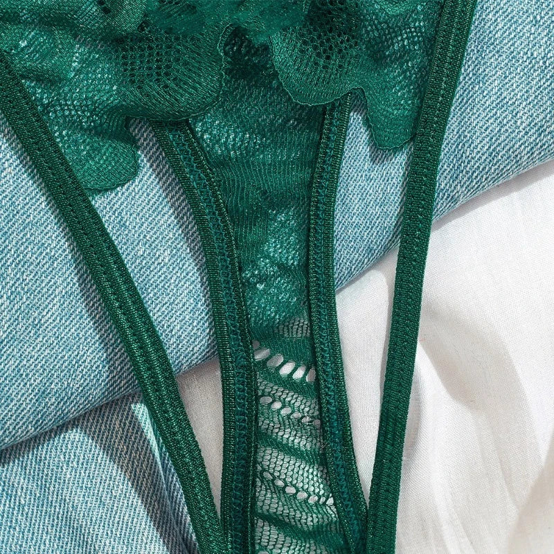 Toucheart Lace Lingerie Suit Lace Mesh Breast Revealing Lingerie Two-piece Fun Underwear