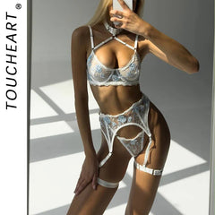 Toucheart Lingerie Set Lace Embroidery Bra Set Perspective Hanging Neck Underwear Garter Stockings