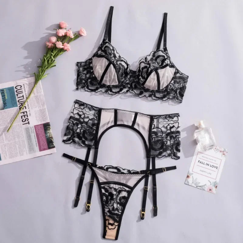 Toucheart Lingerie Set Mesh Lace Underwear with Ring Waist Seal Underwear Exotic Style Suit