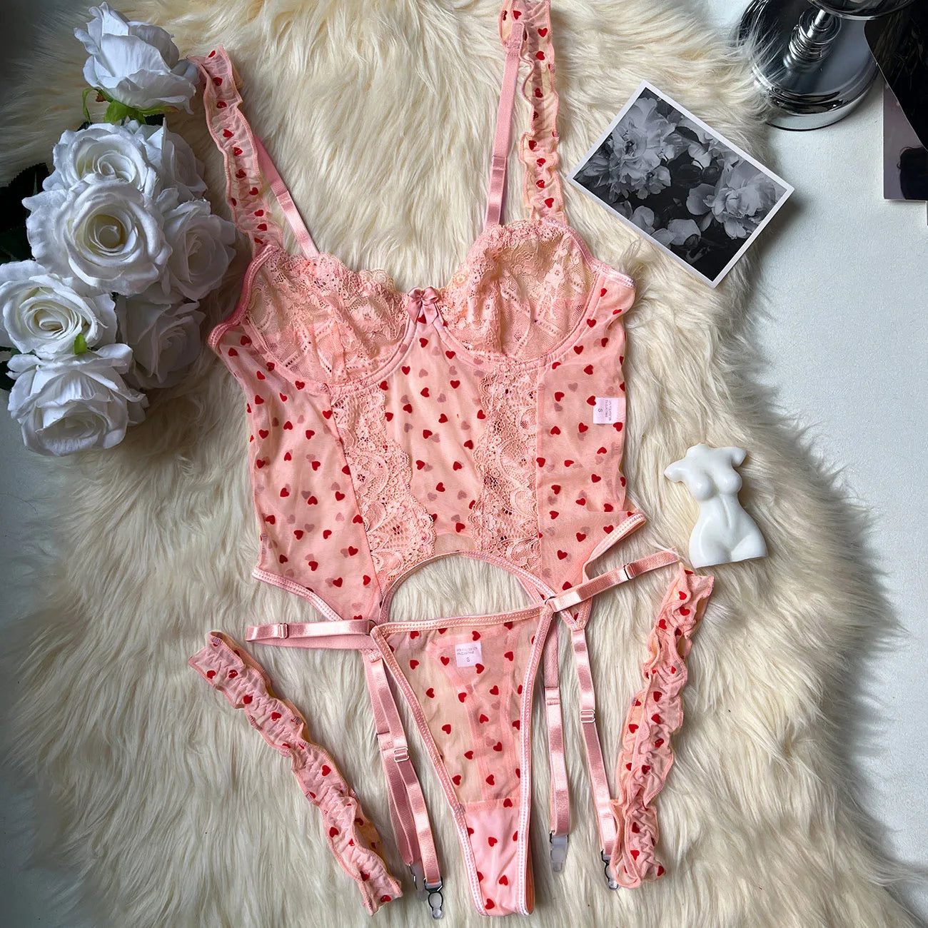 Toucheart Lingerie Suit 4-piece Suspender Bra Lingerie Set Lace Mesh See-through Garters Underwear Set