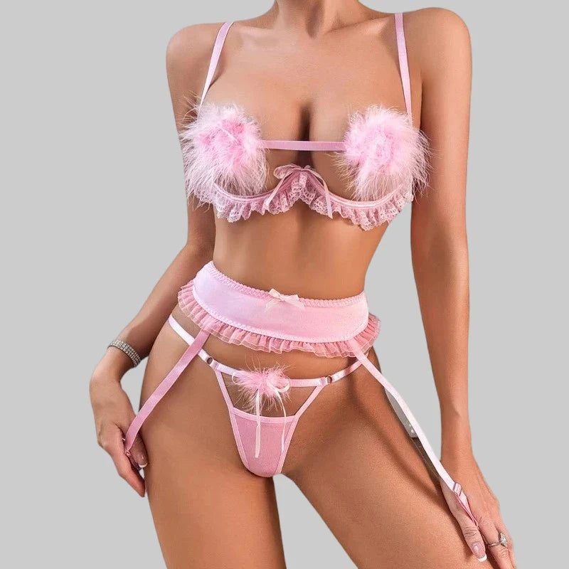 Toucheart Lingerie Suit Mesh Perspective Splicing Feather Solid Color Garters Lingerie 3-piece Set