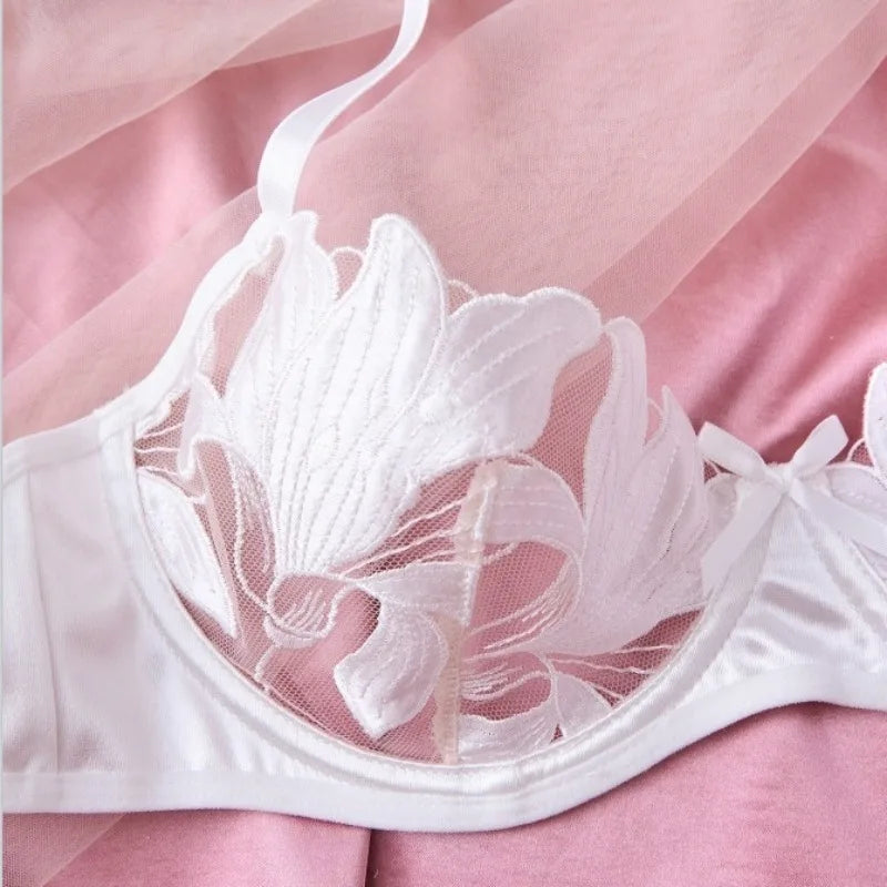 Toucheart Lingerie Lace Transparent Underwear  Embroidery Brief Set Bra Kit Push Up Breves Sets Thin Erotic Bras