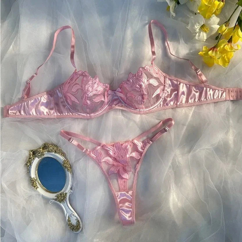 Toucheart Lingerie Lace Transparent Underwear  Embroidery Brief Set Bra Kit Push Up Breves Sets Thin Erotic Bras