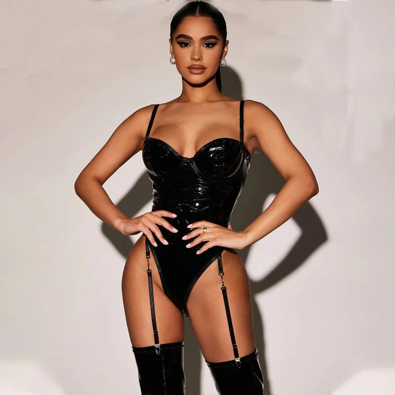 Toucheart Lingerie Patent Leather Suspender Bodysuit Solid Color Plunge Garter Belt Underwear Suit