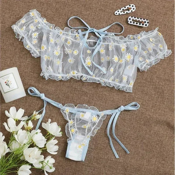 Toucheart Underwear Lace Lingerie Set Off-Shoulder Small Chest Bralette+Thong Beachwear Transparent Bra Set