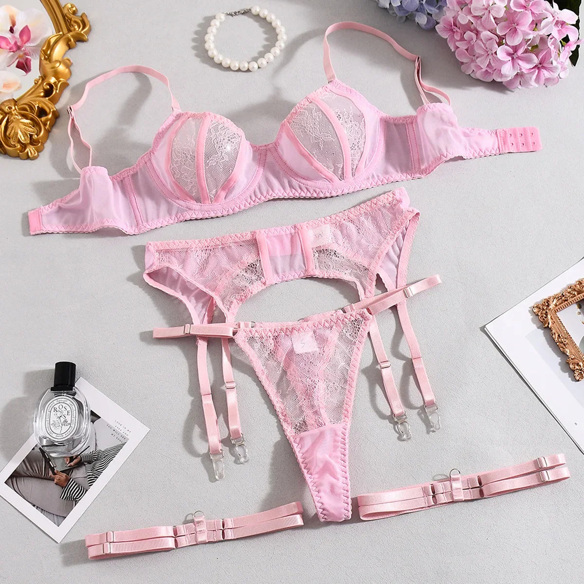 Toucheart Lace Lingerie Panty Solid Color Plunge See-through Romantic Underwear Cute Set