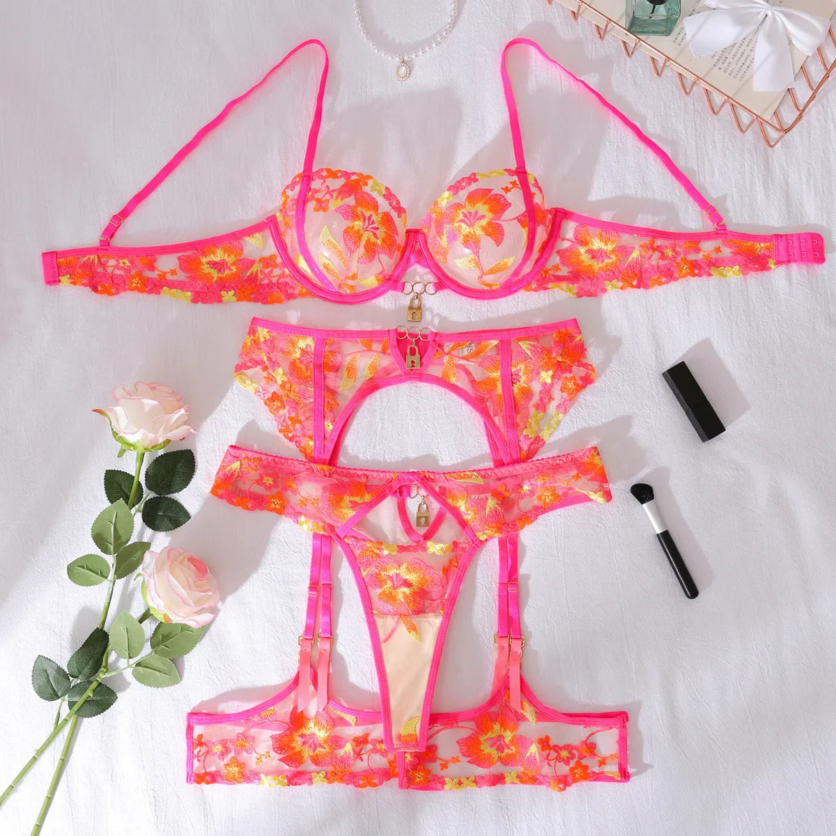 Toucheart Lingerie Panty Garters Embroidery Lace Floral Backless See-through Split Kit