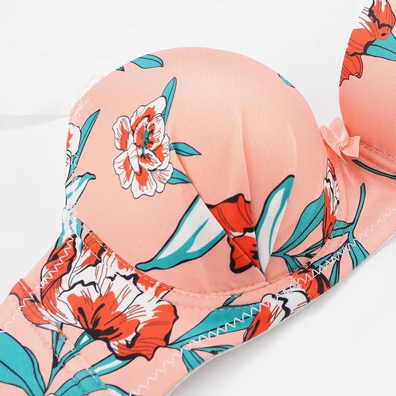 Toucheart Traceless Bra Set Steel Rings Breathable Underwear with Gathered Design To Prevent Exposure Comfortable Fit