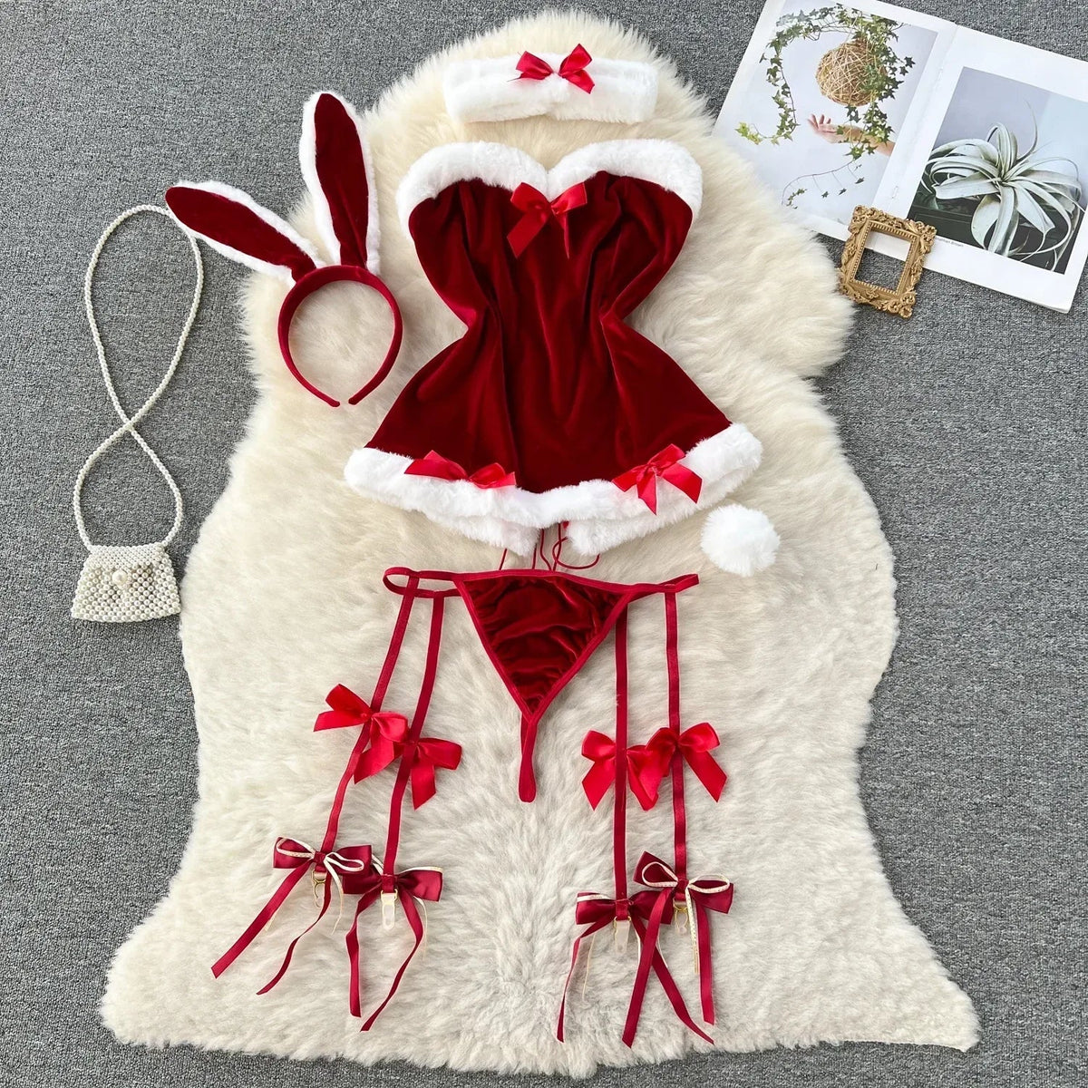 Lingerie Set Attractive Bra And Panty Outfit with Chest Underwear below Waist