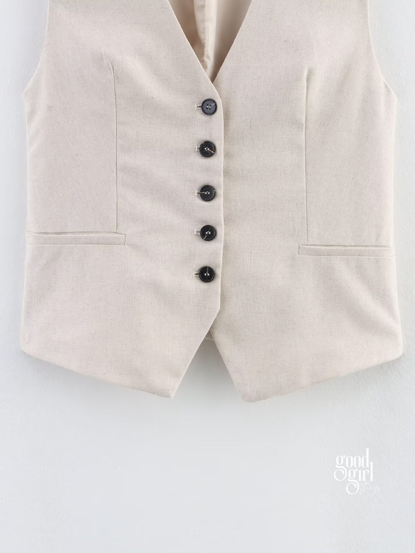Aniylah V-Neck Short Set