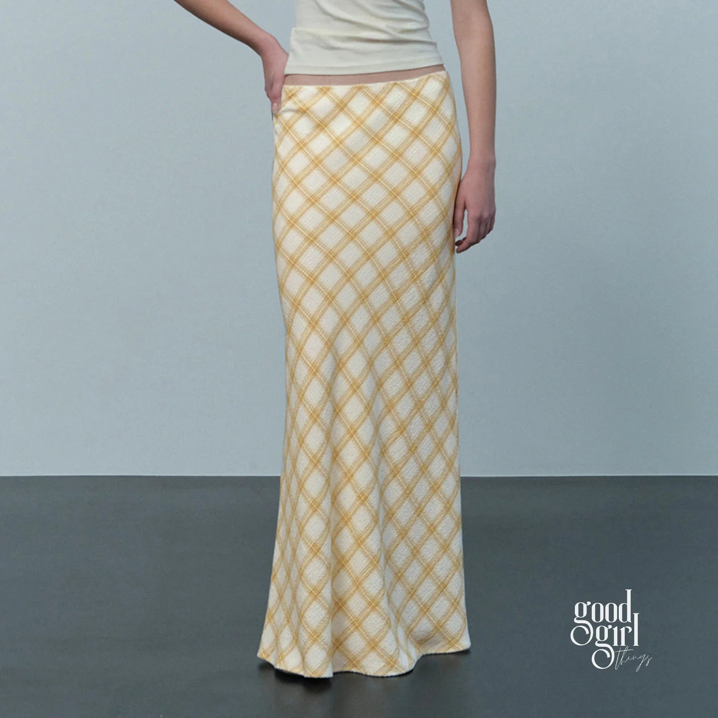 Klaudia Plaid Fishtail Midi Skirt