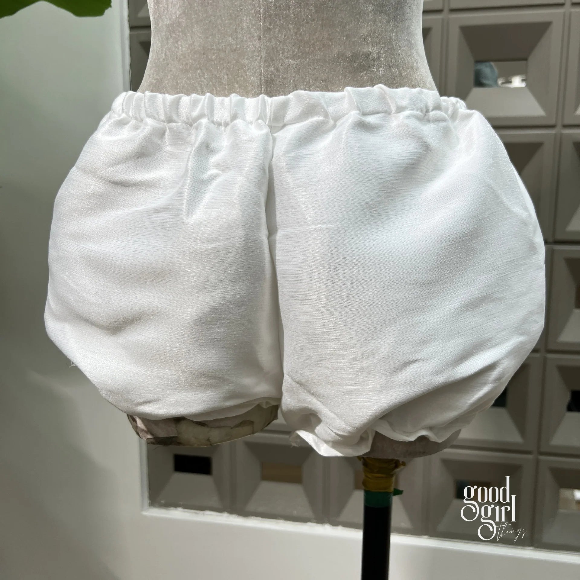 Tiered Halter Skirt Set - White