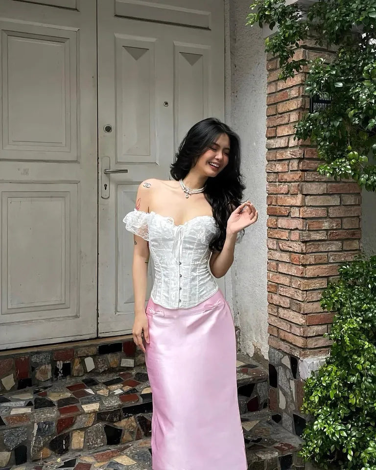 Lareen Lace Sleeve Corset